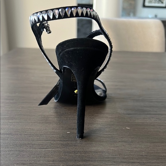 Stuart Weitzman Black Gem Cut 100 embellished suede sandals, like new. - Picture 4 of 10